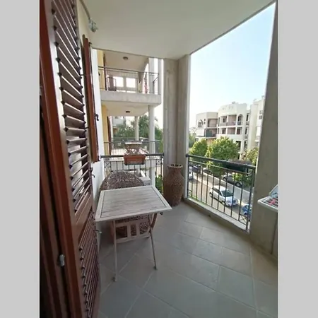 Appartamento A Cinque Minuti Dal Centro Di Lecce Exterior photo